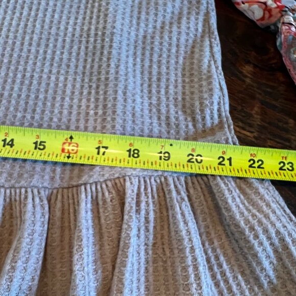 Umgee M Boho Waffle Knit Blouse With Floral Bell Sleeves & Tiered Hem - Picture 7 of 8